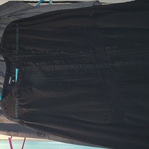 Very nice, lacey cinched waist blouse nwt